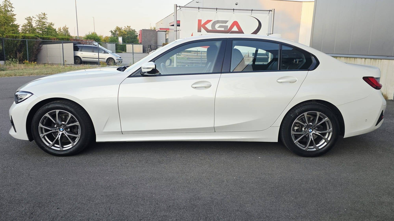 BMW 318 BMW 3 Series 318d Sport Line - Diesel - Automatic — photo 6