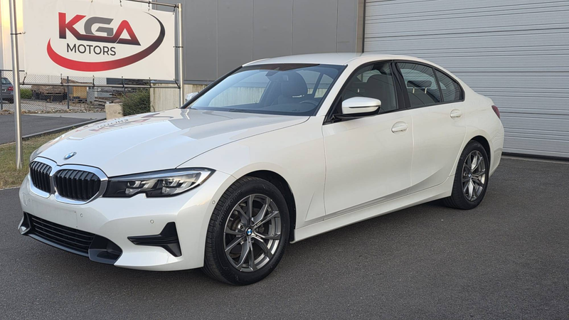 BMW 318 BMW 3 Series 318d Sport Line - Diesel - Automatic