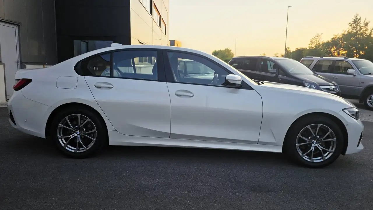 BMW 3 Series 318d Sport Line Diesel Automatic, миниатюра 5