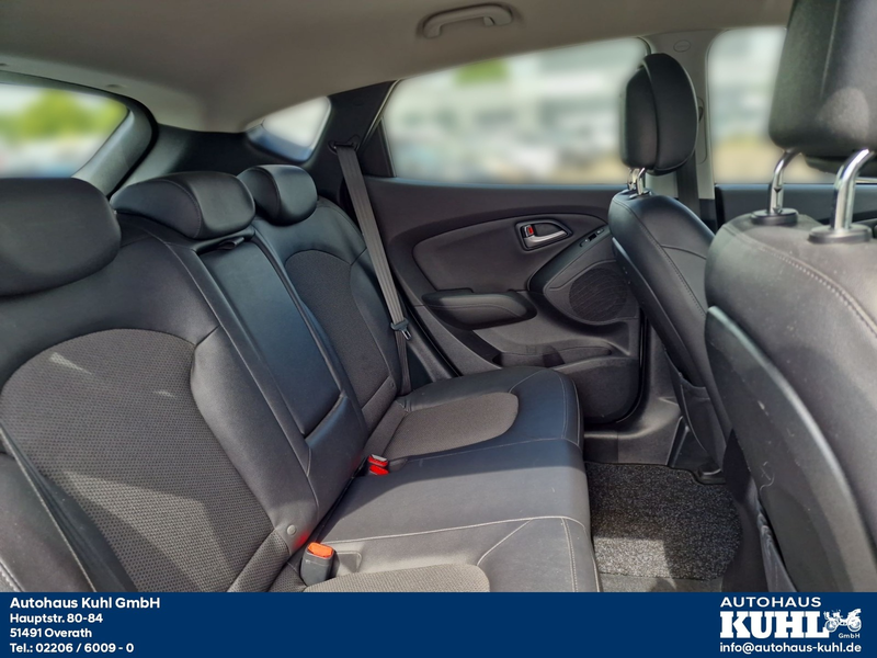 Hyundai iX35 1.6 M/T FIFA Edit 1.Hand Teilleder+Allwetter — photo 15