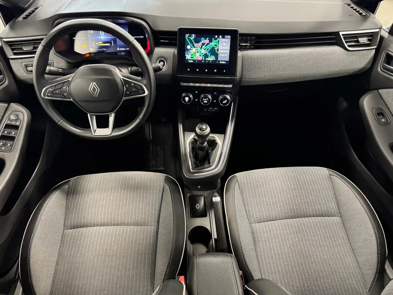 Renault Clio 1.0 tce TECHNO 90cv 12