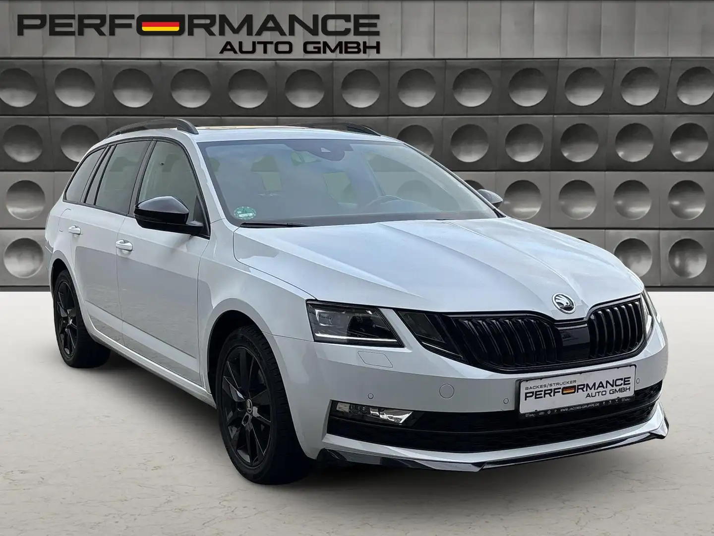 Skoda Octavia Combi Sport Edition LED Navi Bluetooth - 1