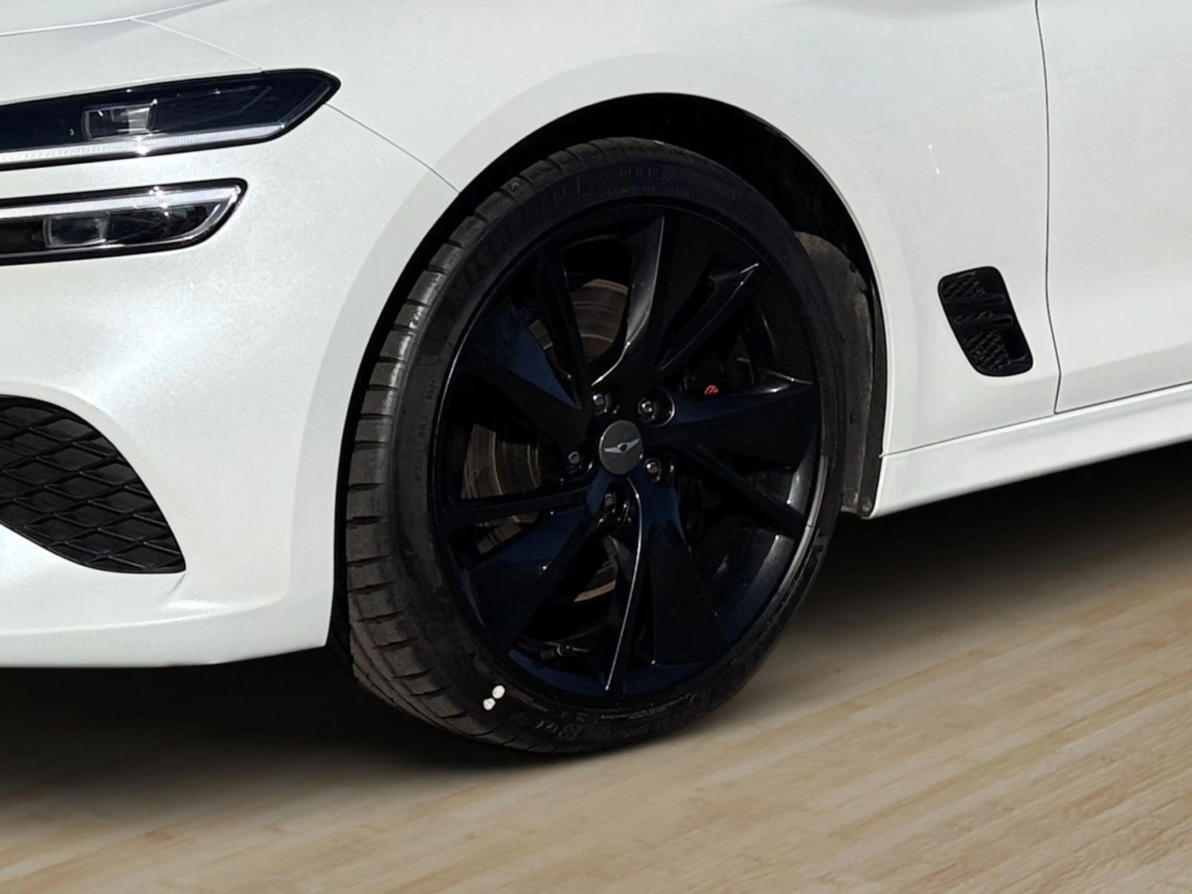 Genesis G70 Shooting Brake 2.2 CRDi Shooting Brake Sport — photo 6