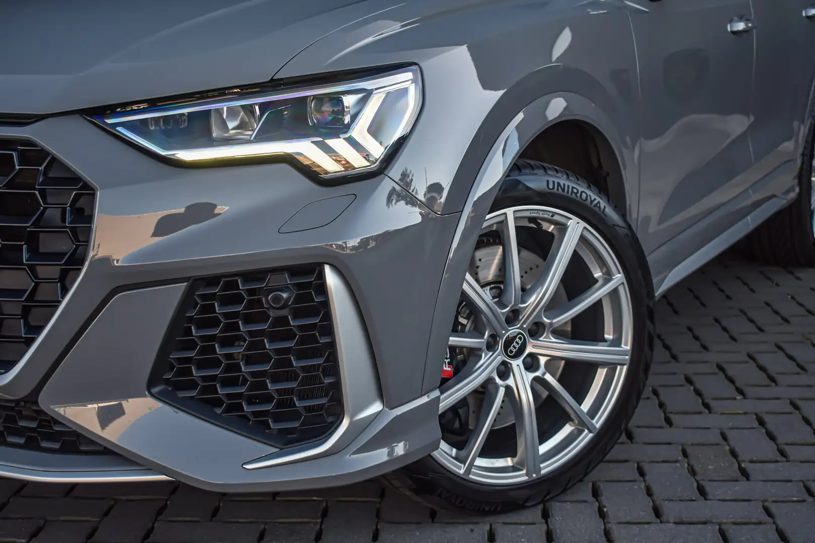 Audi RS Q3 2.5 TFSI quattro S tronic  - Lichte vracht Grigio - 2