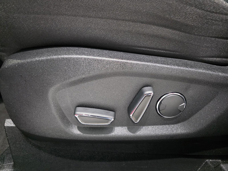 Ford S-Max 1.5 EcoBoost Titanium — photo 14