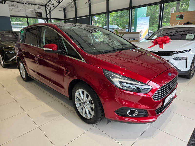 Ford S-Max 1.5 EcoBoost Titanium — photo 4