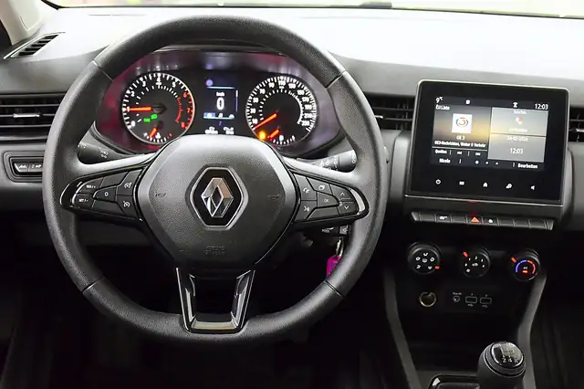 Renault Clio view 16