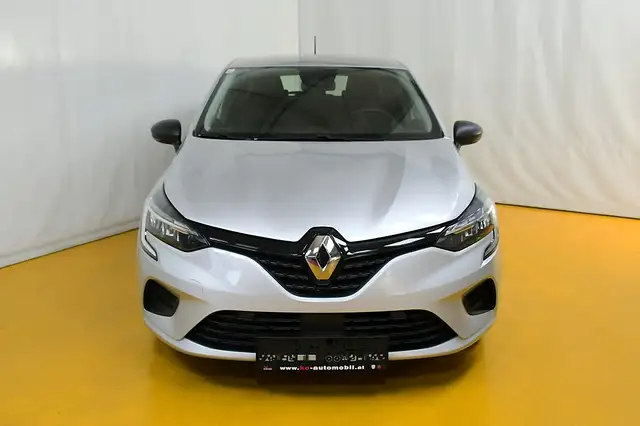 Renault Clio view 6