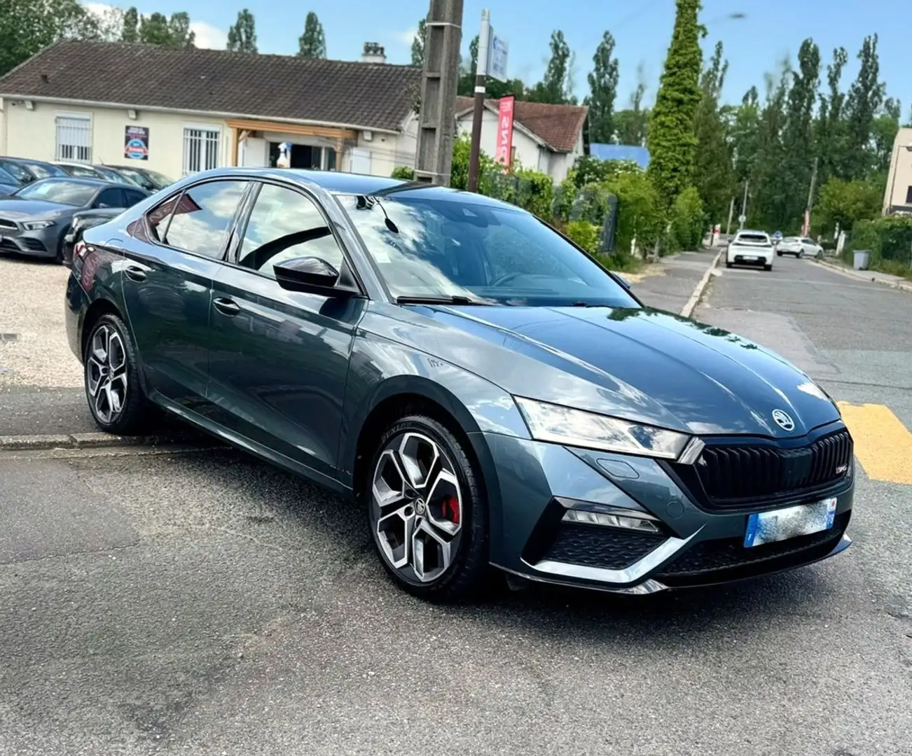 Skoda Octavia RS IV 1.4 TSI 245CV BVA6 20000HT ENTRETIEN COMPLET Gris - 1