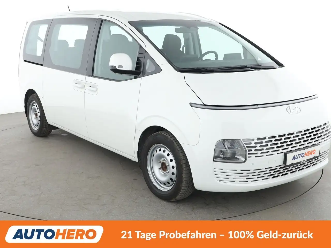 Hyundai STARIA 2.2 CRDi Trend 2WD Aut.*NAV*ACC*360*PDC*SHZ 8