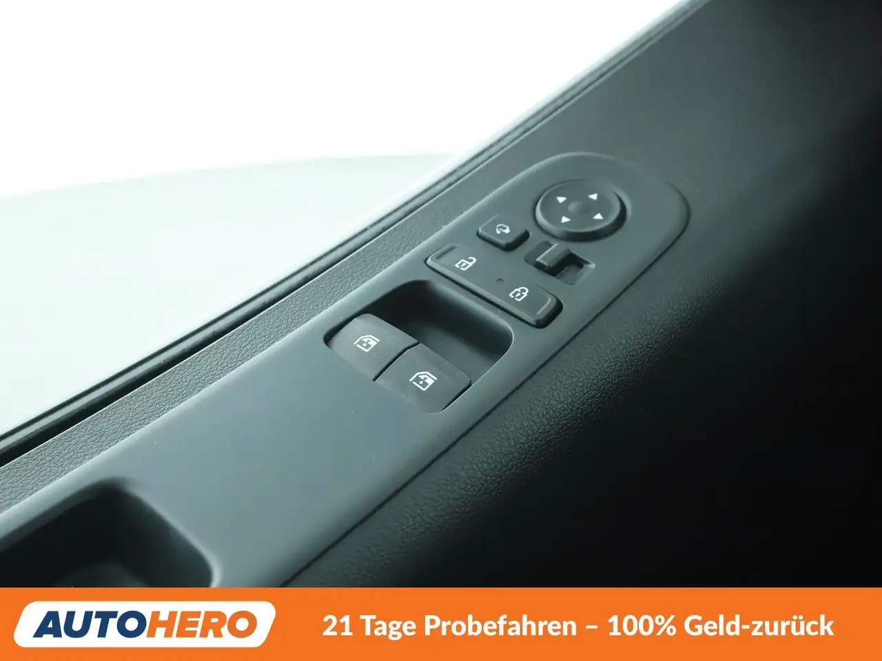 Hyundai STARIA 2.2 CRDi Trend 2WD Aut.*NAV*ACC*360*PDC*SHZ 26