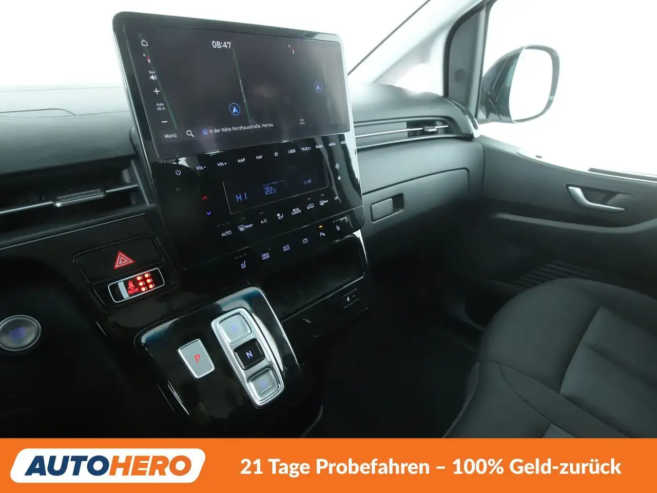 Hyundai STARIA 2.2 CRDi Trend 2WD Aut.*NAV*ACC*360*PDC*SHZ 25