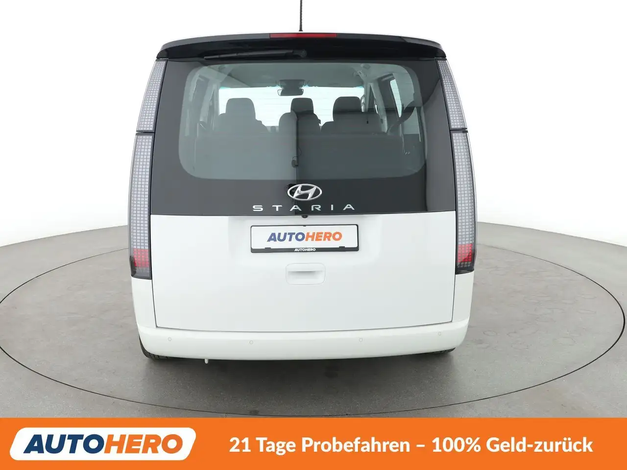 Hyundai STARIA 2.2 CRDi Trend 2WD Aut.*NAV*ACC*360*PDC*SHZ 5