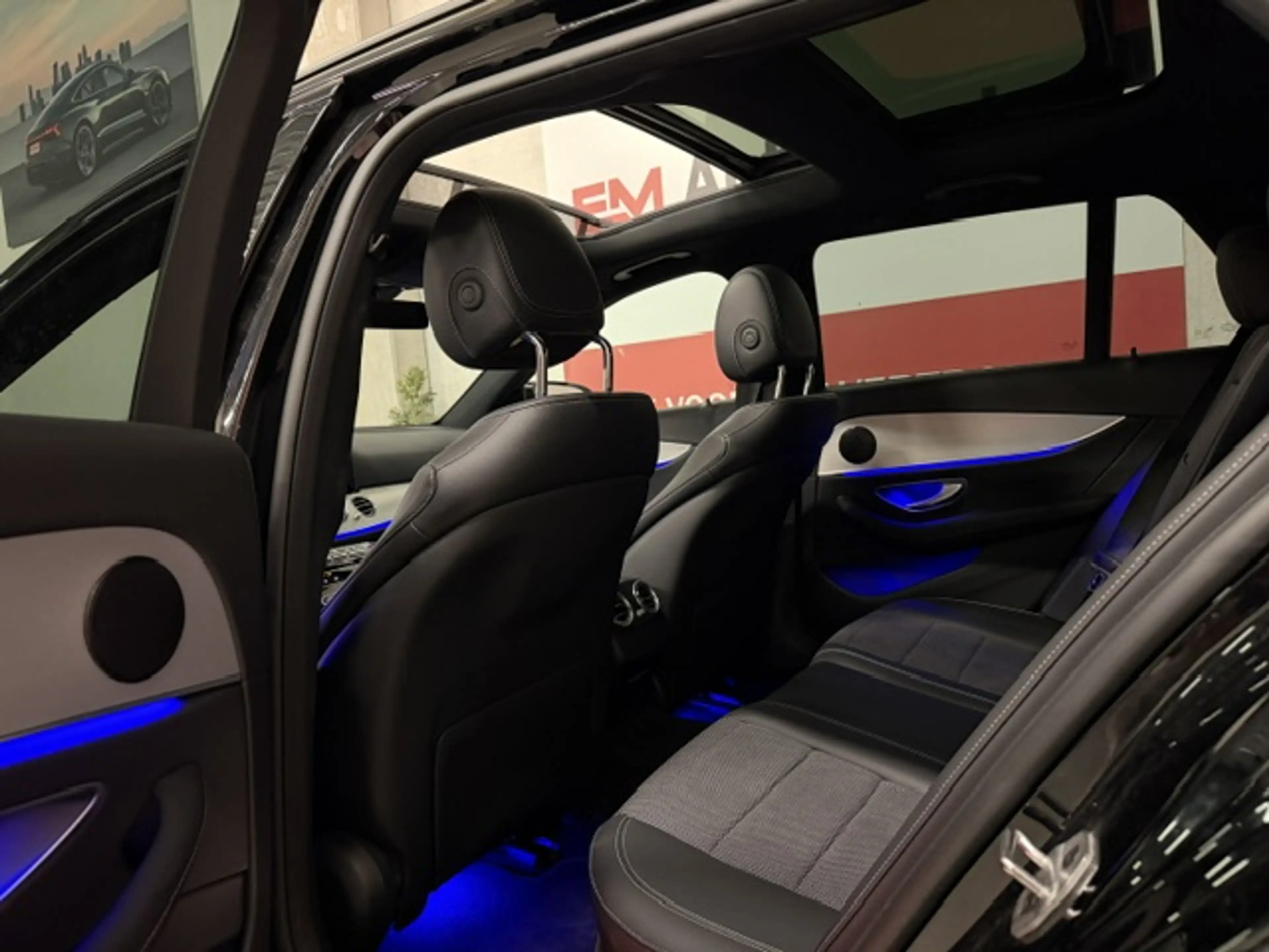 Mercedes-Benz E 300 DE PHEV AMG Line Pano-CAM-Acc-Memory-Luchtvering-BTW incl — photo 12
