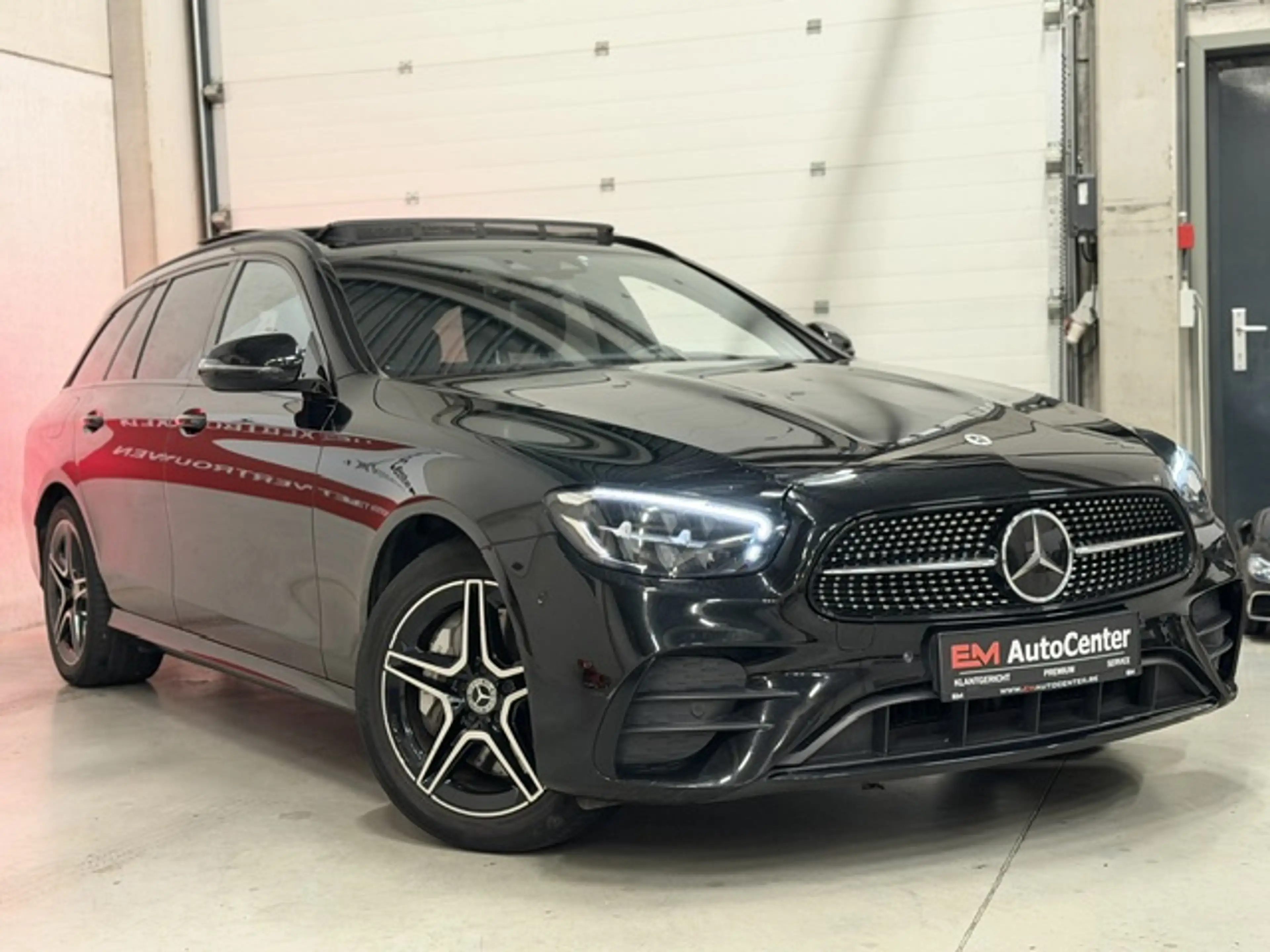Mercedes-Benz E 300 DE PHEV AMG Line Pano-CAM-Acc-Memory-Luchtvering-BTW incl — photo 2