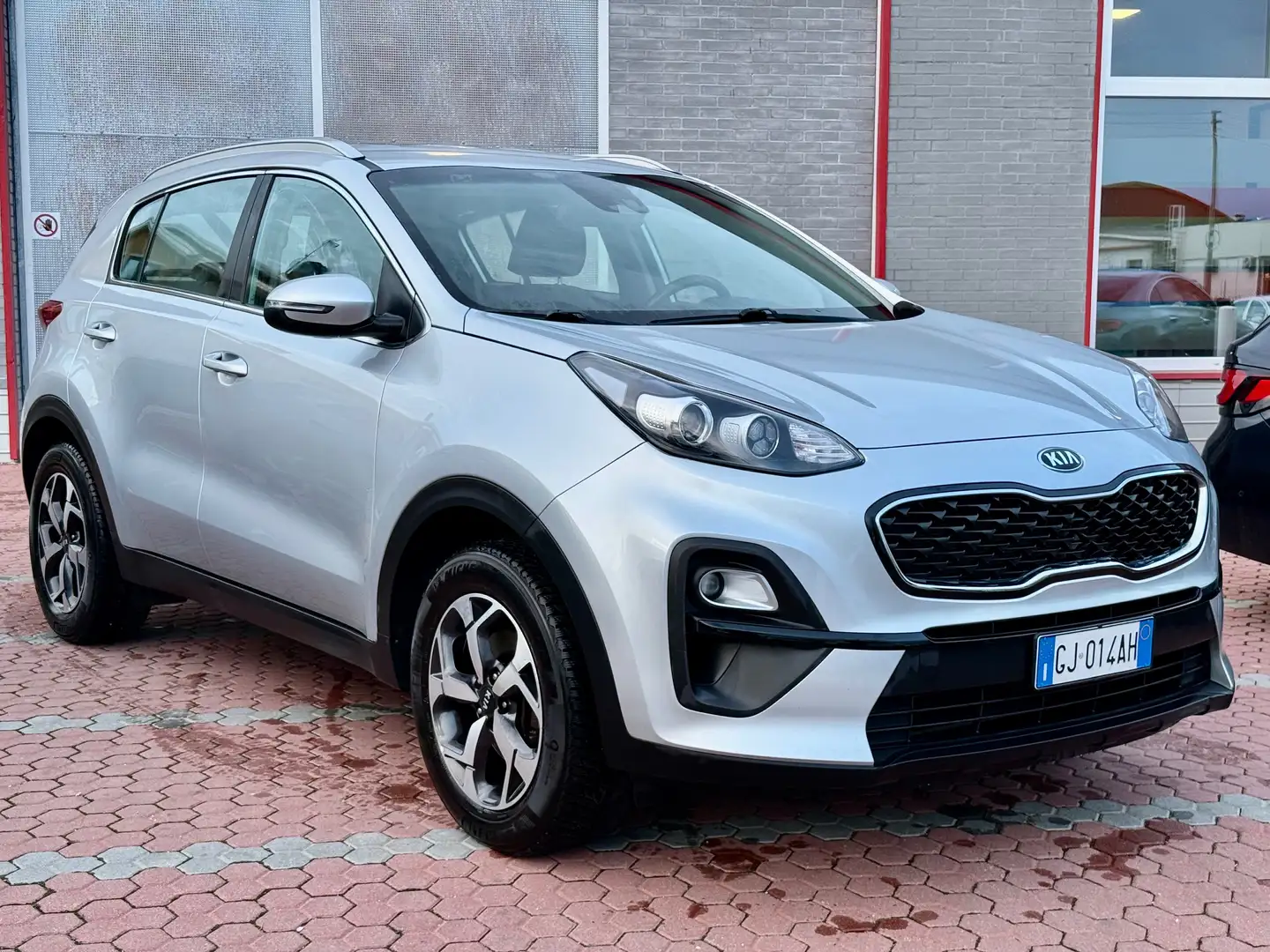 Kia Sportage Sportage 1.6 crdi mhev Business Class 2wd dct Gris - 1