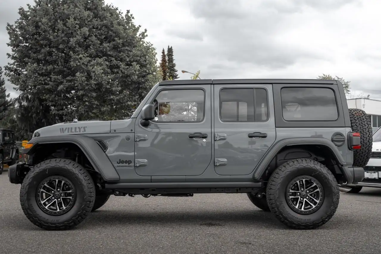 Jeep Wrangler снимка Jeep Wrangler