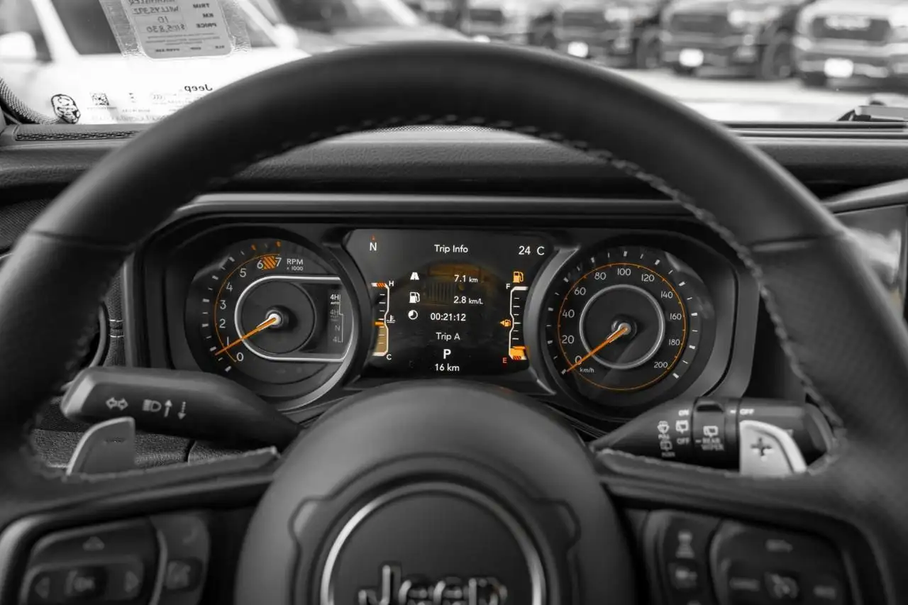 Jeep Wrangler снимка Jeep Wrangler