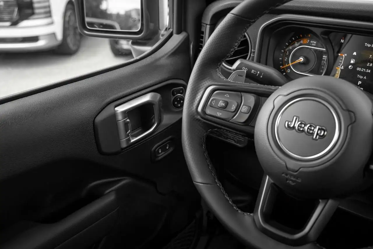 Jeep Wrangler снимка Jeep Wrangler