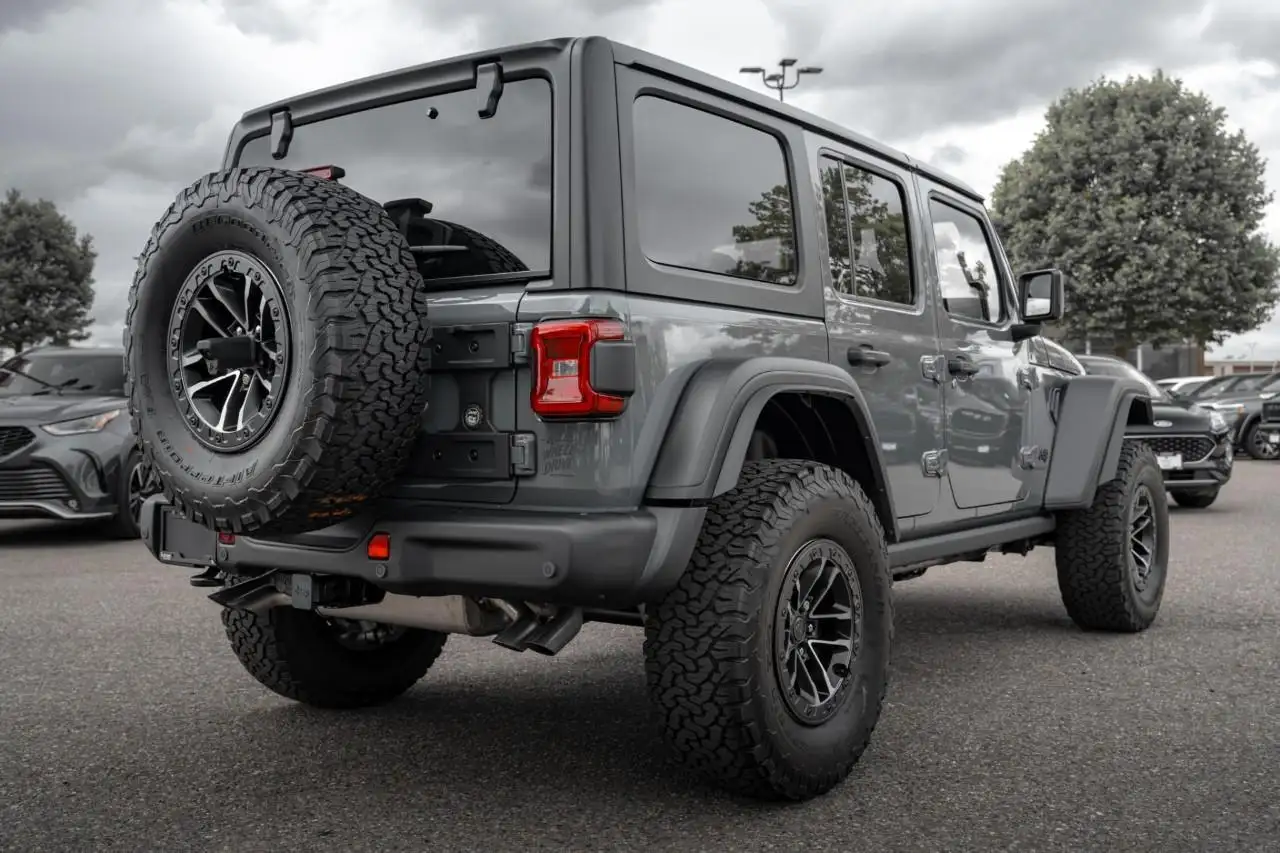 Jeep Wrangler снимка Jeep Wrangler