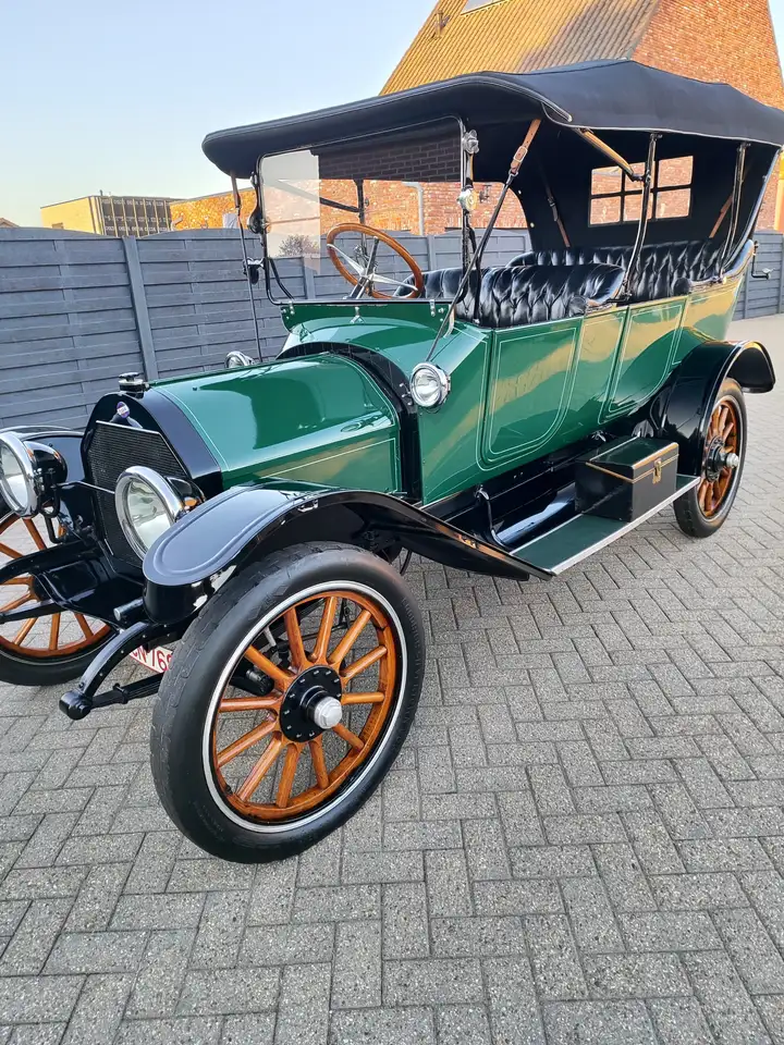 Overland 79 Tourer, foto 2