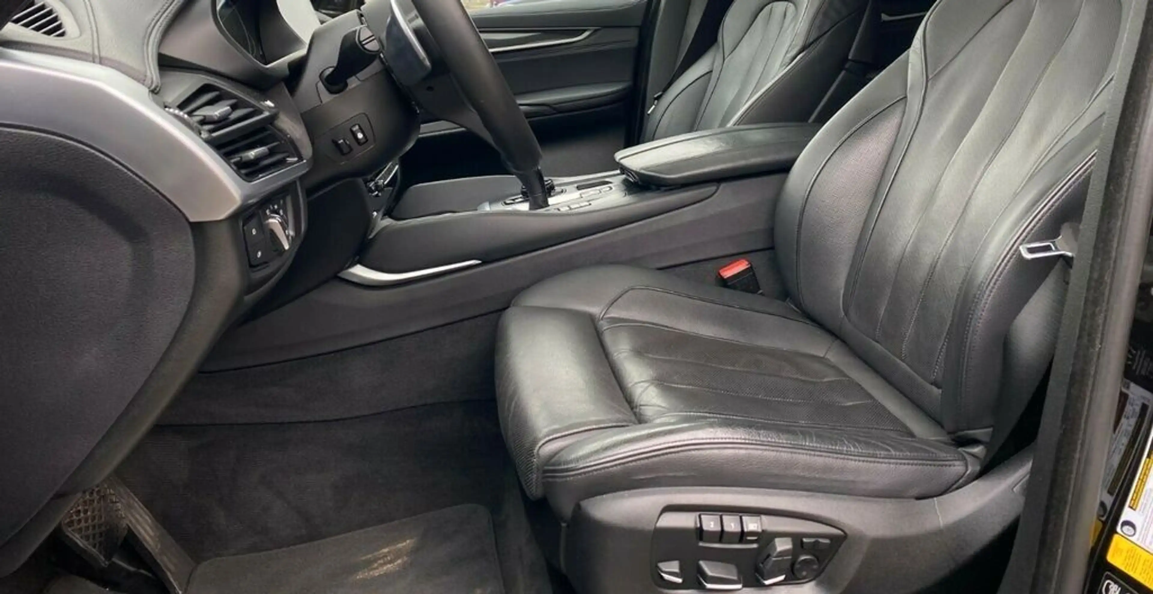BMW X6 xDrive 35 i M-PERFORMANCE * CARBON PAKET * — photo 12