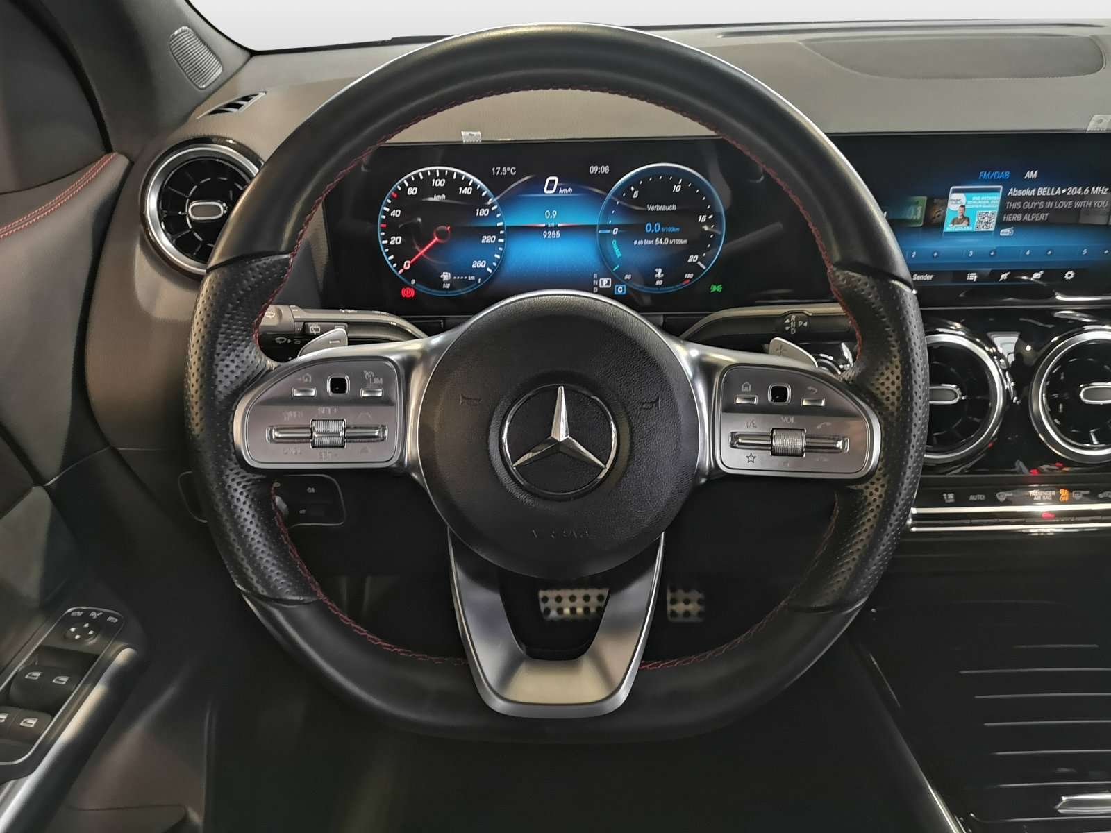 Mercedes-Benz GLA 180