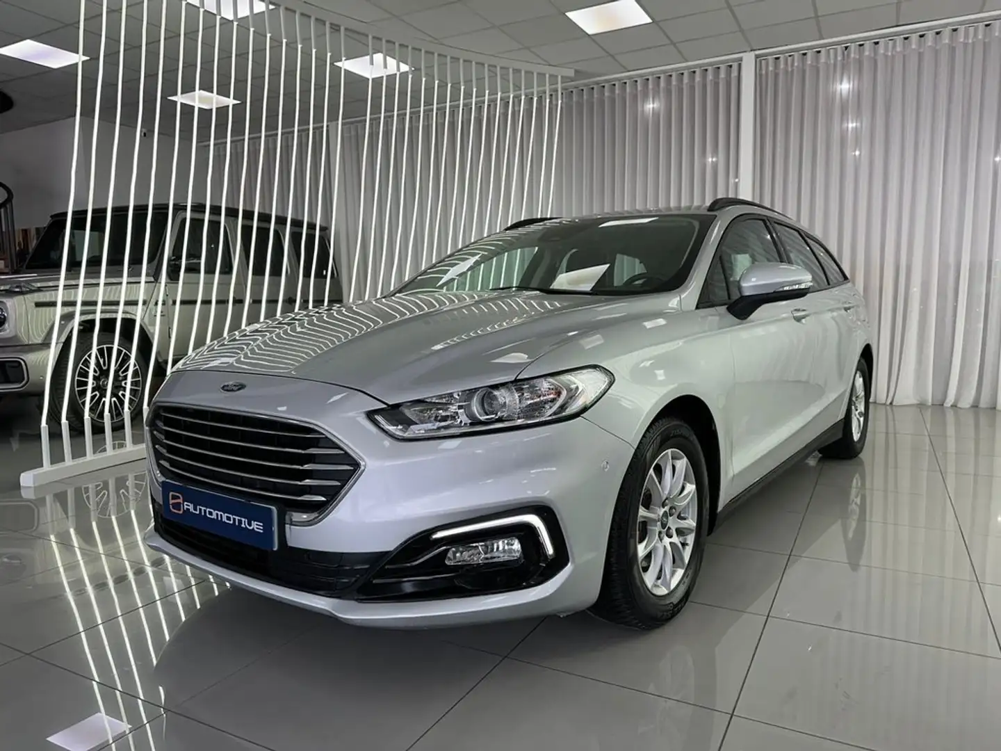 Ford Mondeo Sportbreak 2.0TDCI Trend 150 Gris - 1