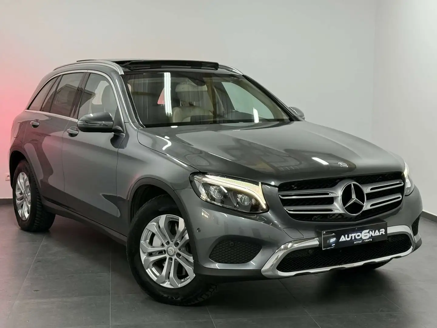 Mercedes-Benz GLC 220 d 4-Matic - EU6 - 1erMain - Navi - Toit Pano Gris - 1