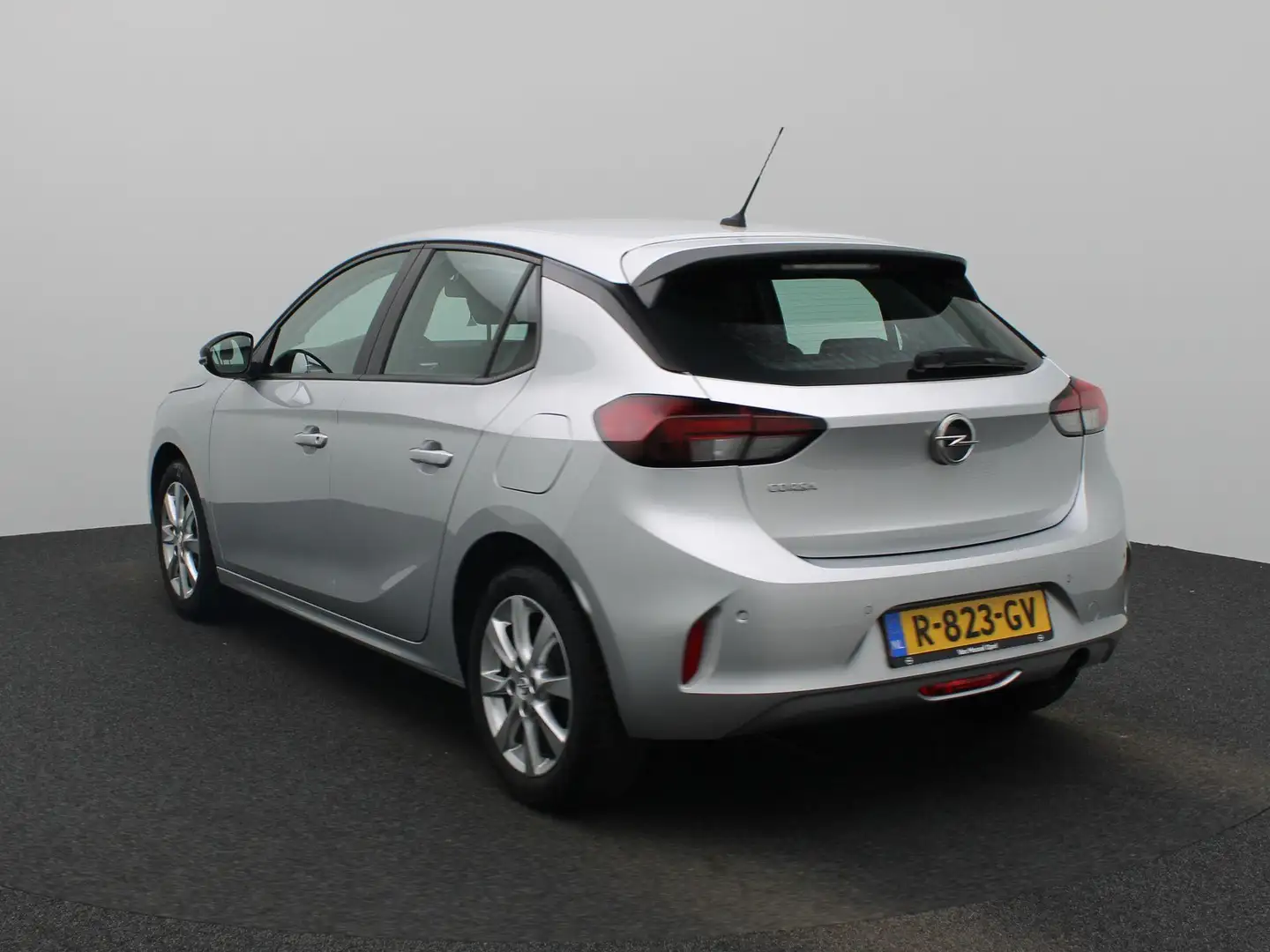 Opel Corsa 1.2 Edition | 75pk | Navigatie | Parkeersensoren A Grijs - 2