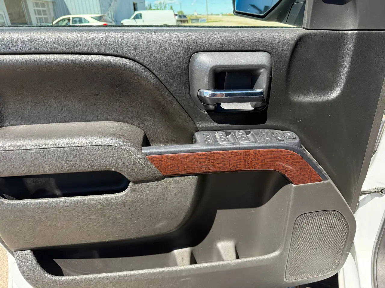 GMC Sierra 1500 снимка GMC Sierra 1500