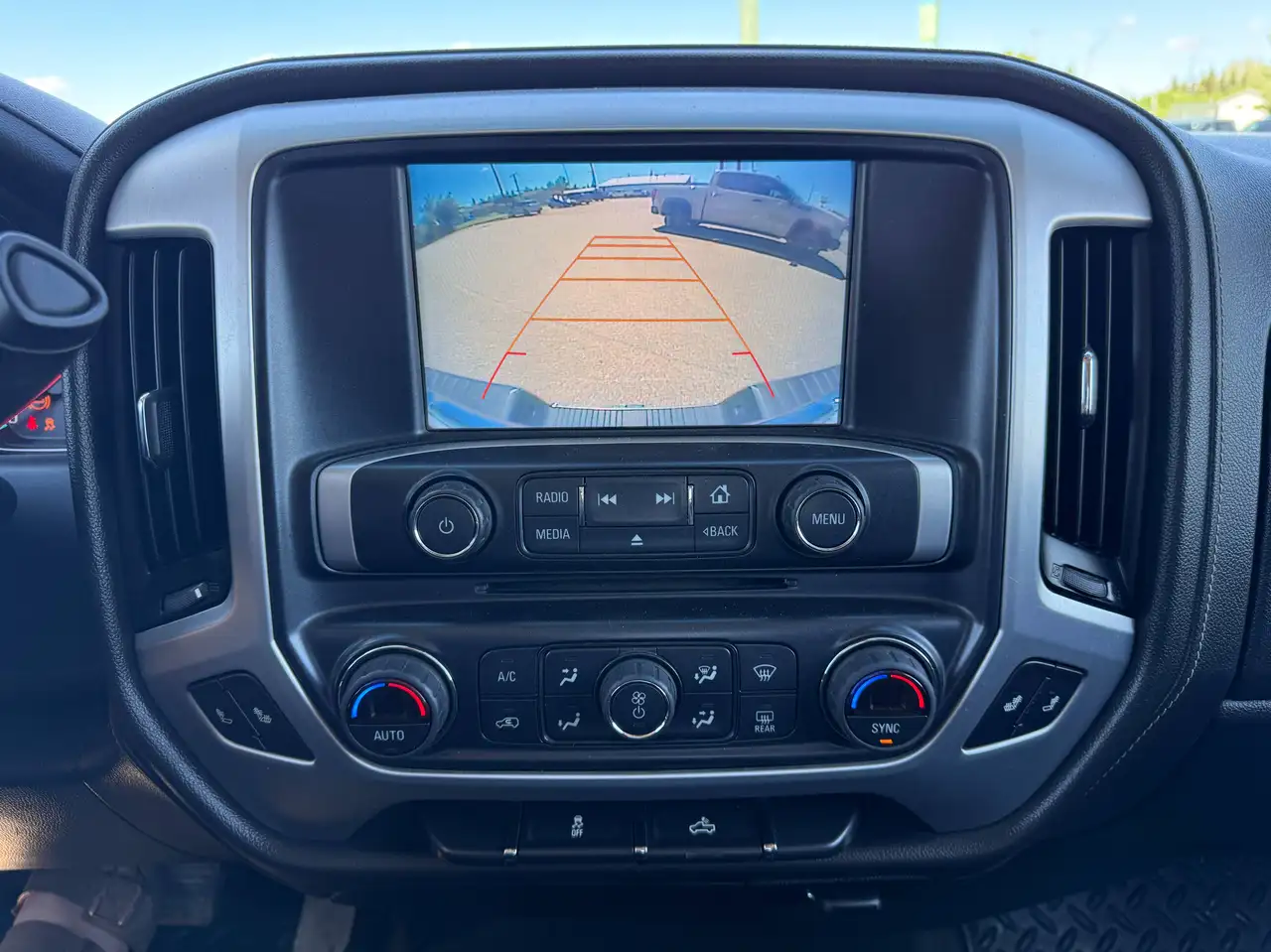 GMC Sierra 1500 снимка GMC Sierra 1500