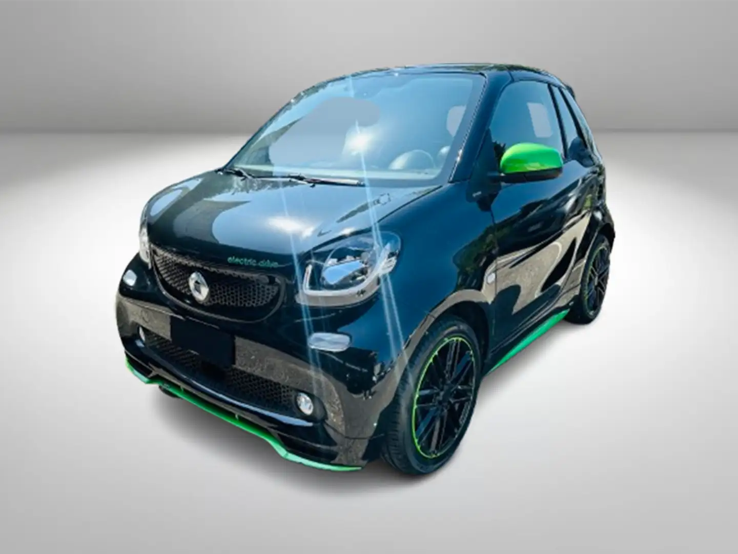 smart forTwo electric drive cabrio Passion Nero - 1