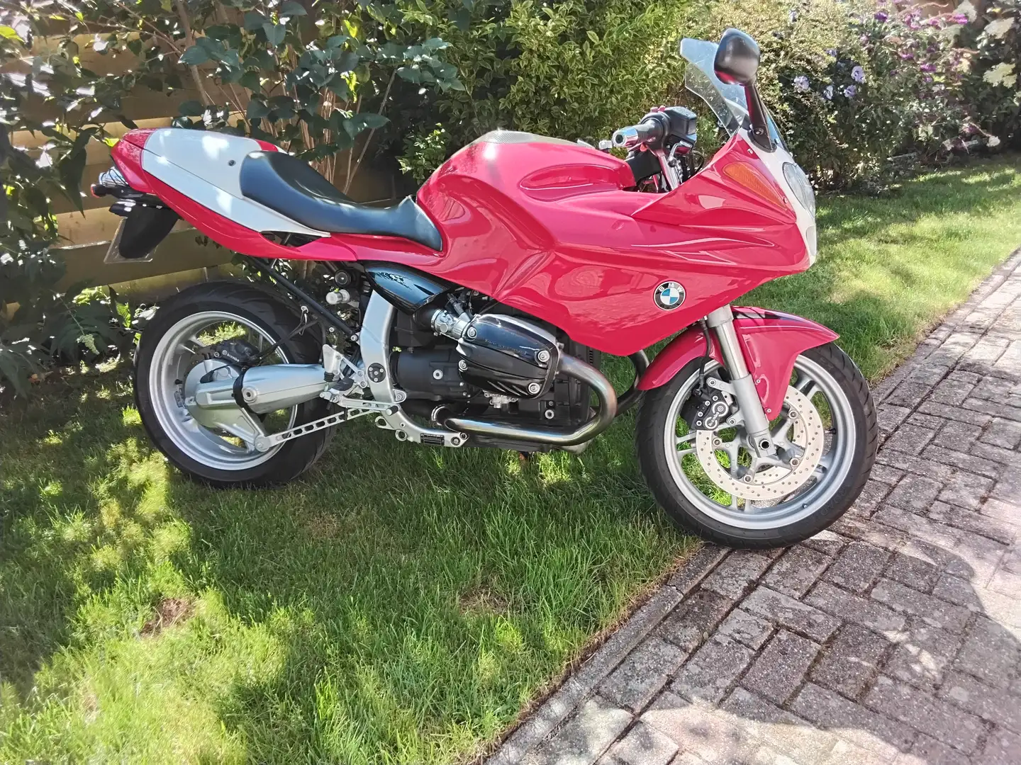 BMW R 1100 S Red - 2