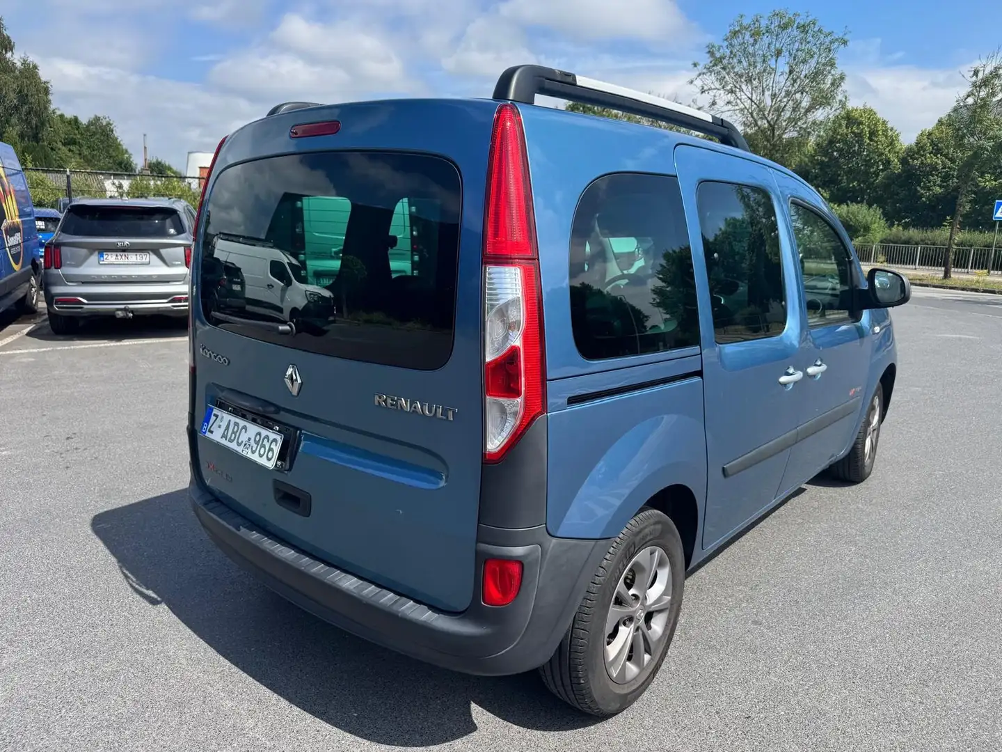 Renault Kangoo 1.5 dCi Grand Confort Extrem Blauw - 2