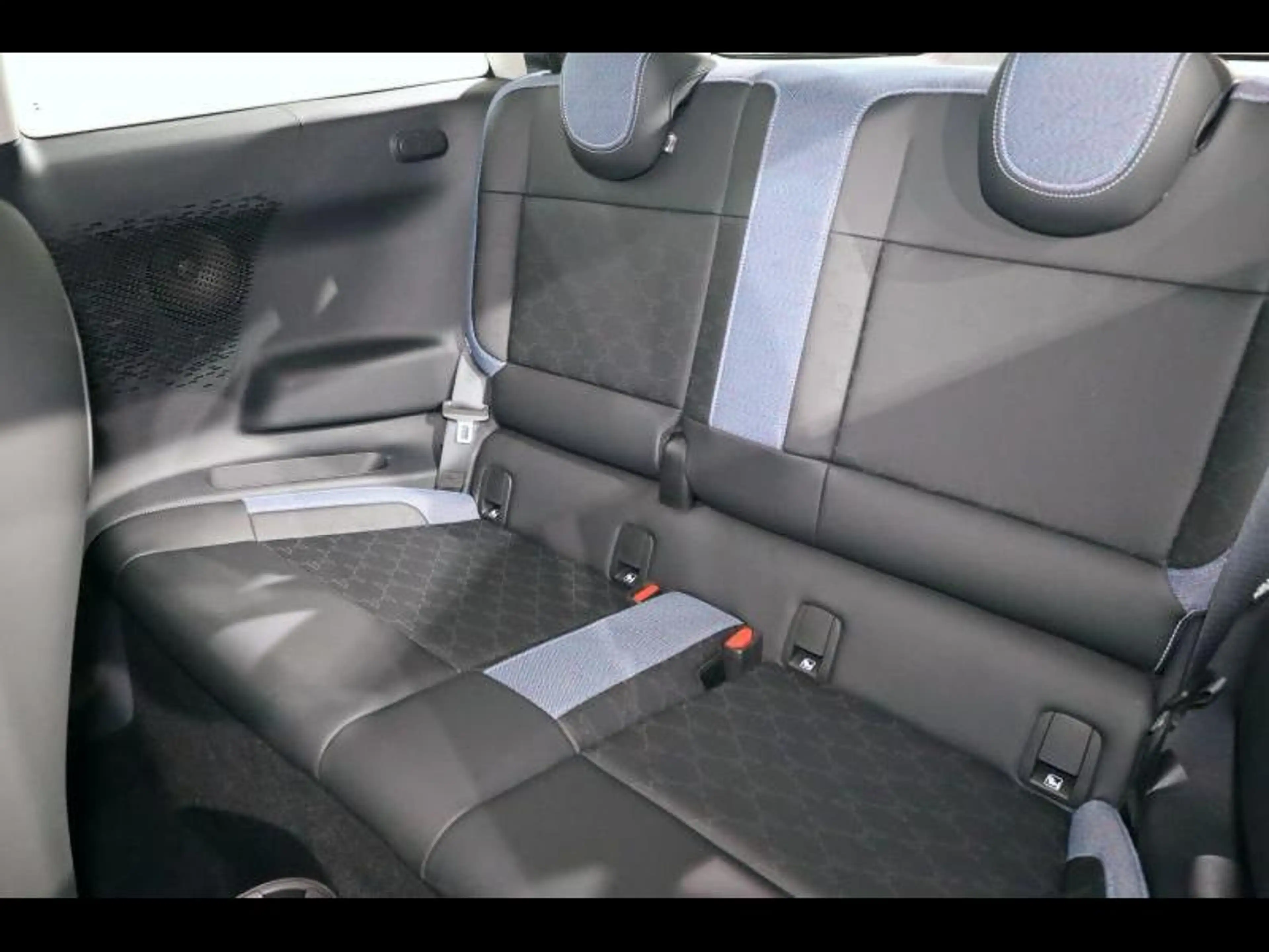 MINI Cooper E — photo 10