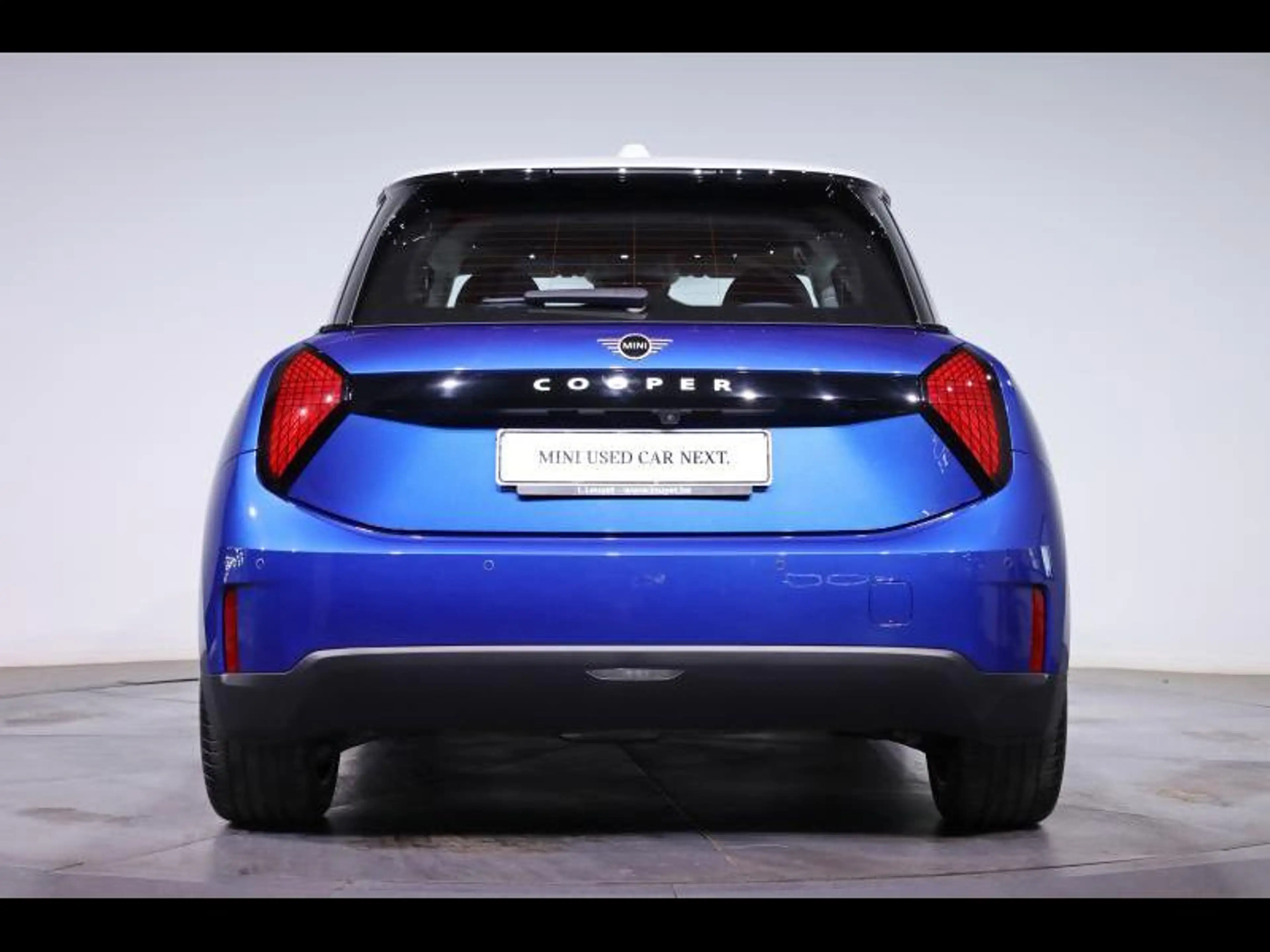 MINI Cooper E — photo 4