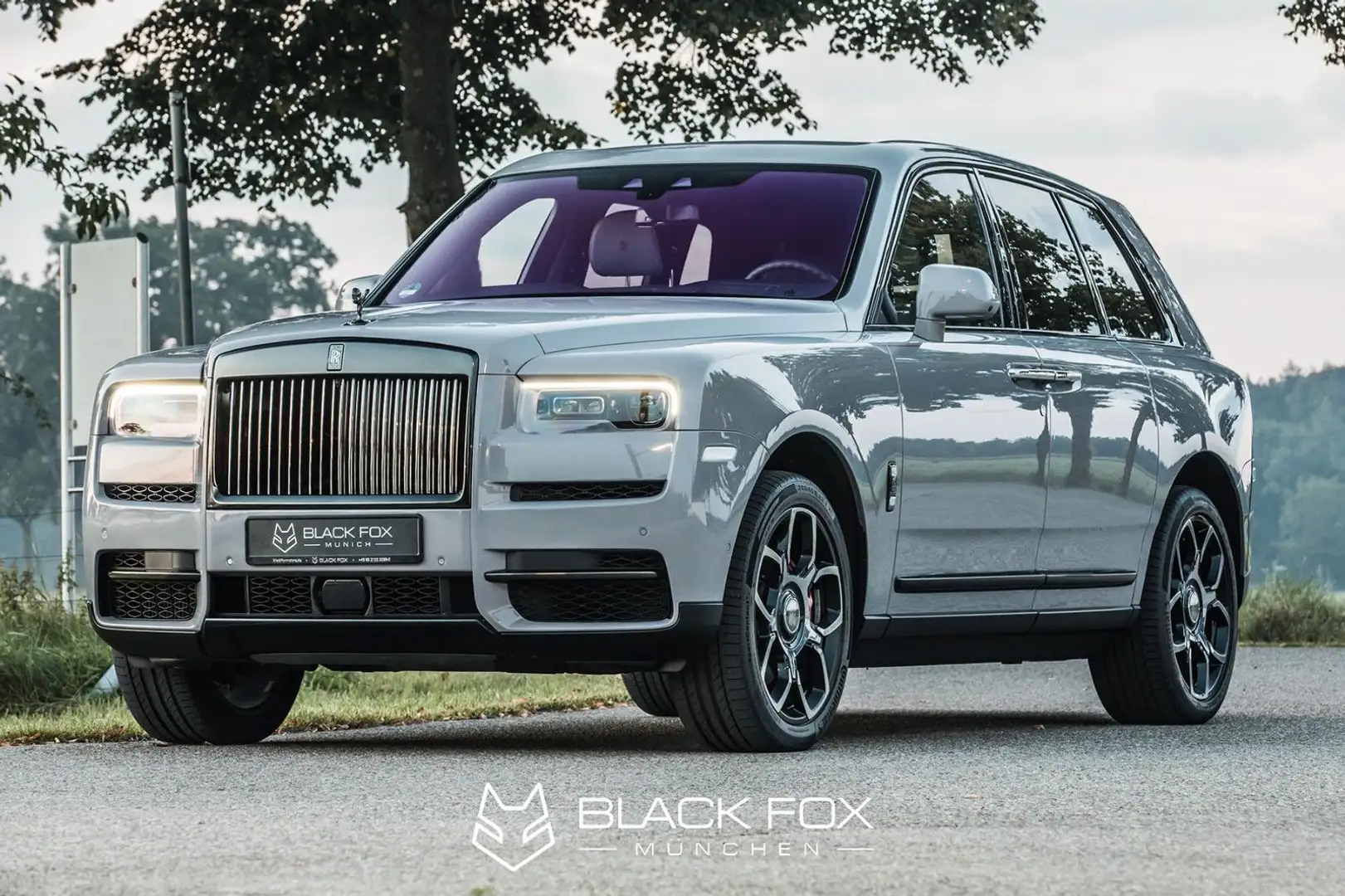 Rolls-Royce Cullinan | Black Badge | IMMEDIATELY | STOCK Gris - 1