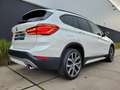BMW X1 20i*AUT.*SPORTLINE*HUD*LEDER*CAMERA*SPORTSTOELEN* Bílá - thumbnail 3