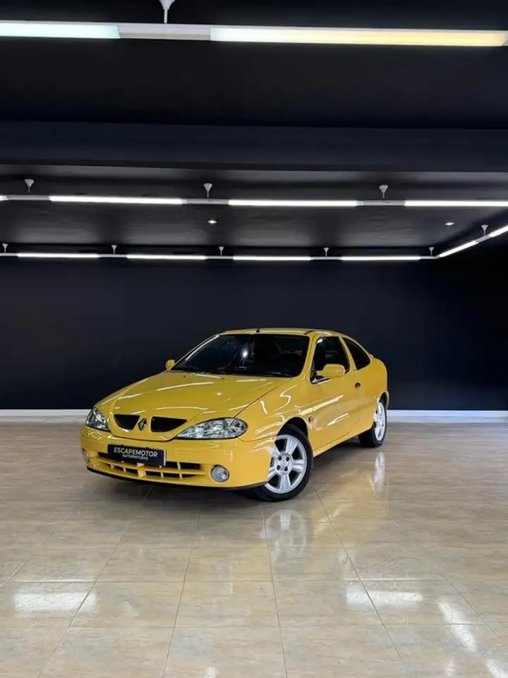 Renault Megane Coupé 2.0 16v IDE 140 Dynamique 2p, foto 1
