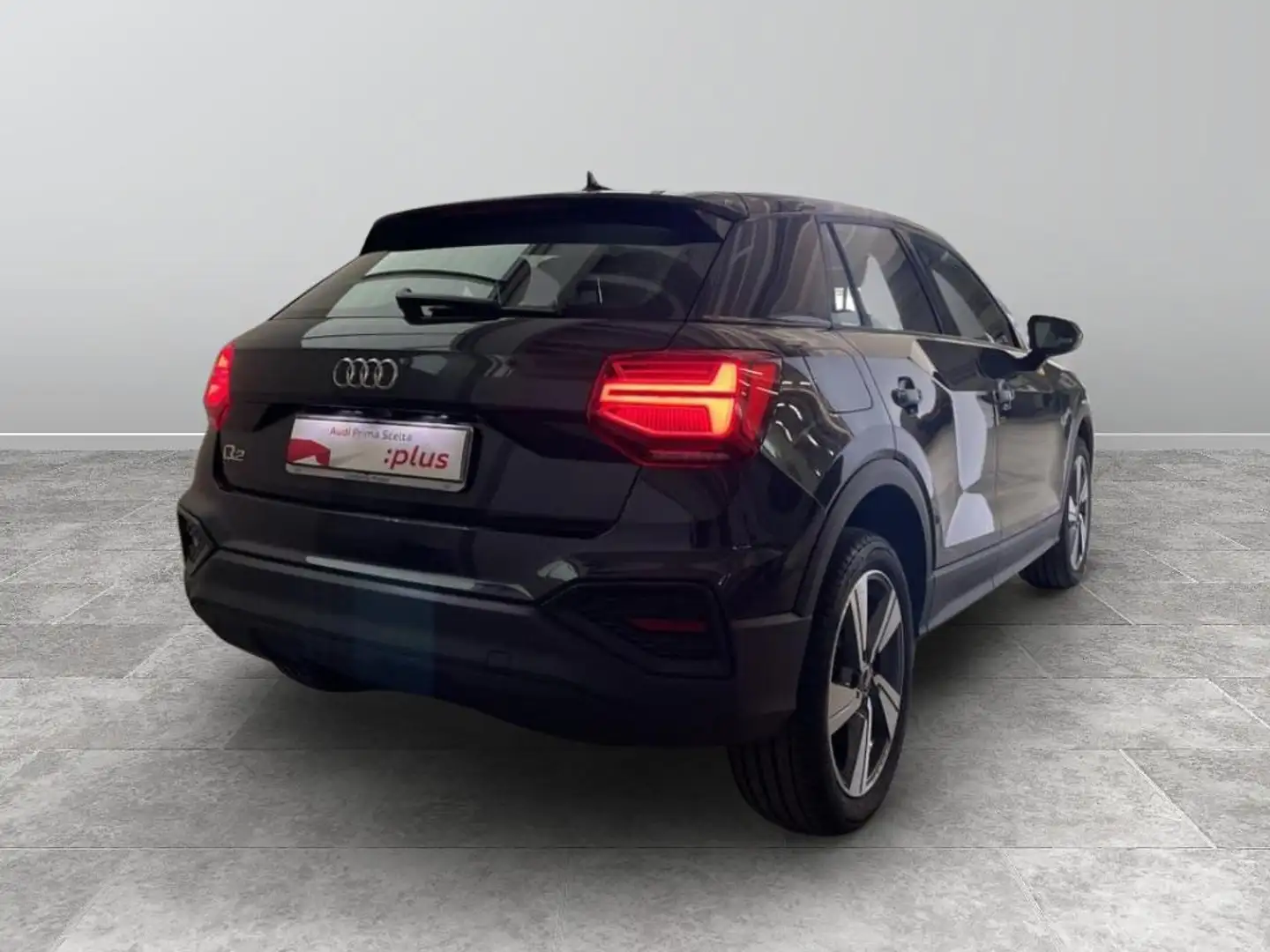 Audi Q2 30 2.0 tdi s-tronic Grijs - 2