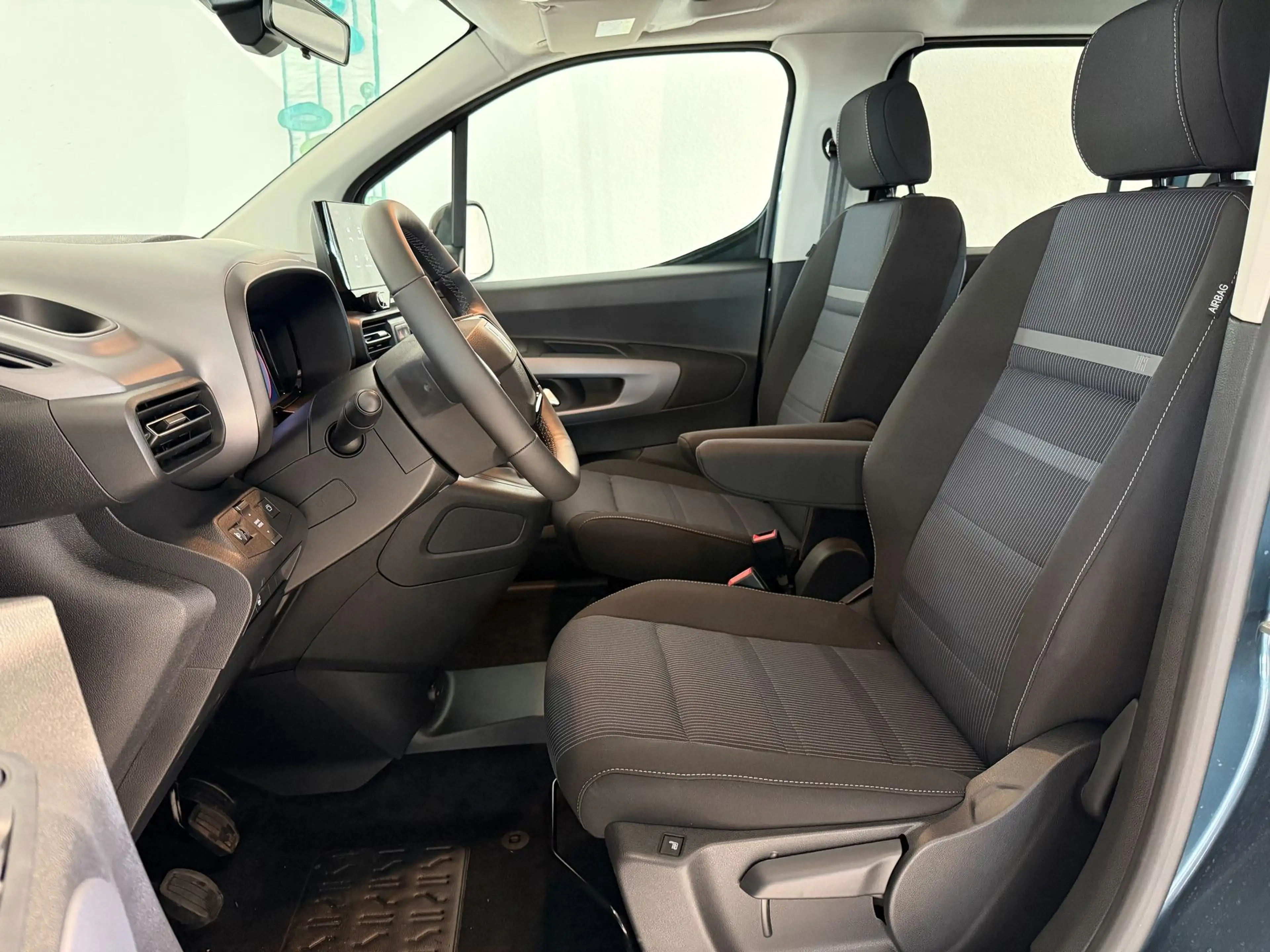 Fiat Doblo L2 1.5 MTJ 100k 6MT 75 kW (102 PS) Tech-Paket, ... — photo 7