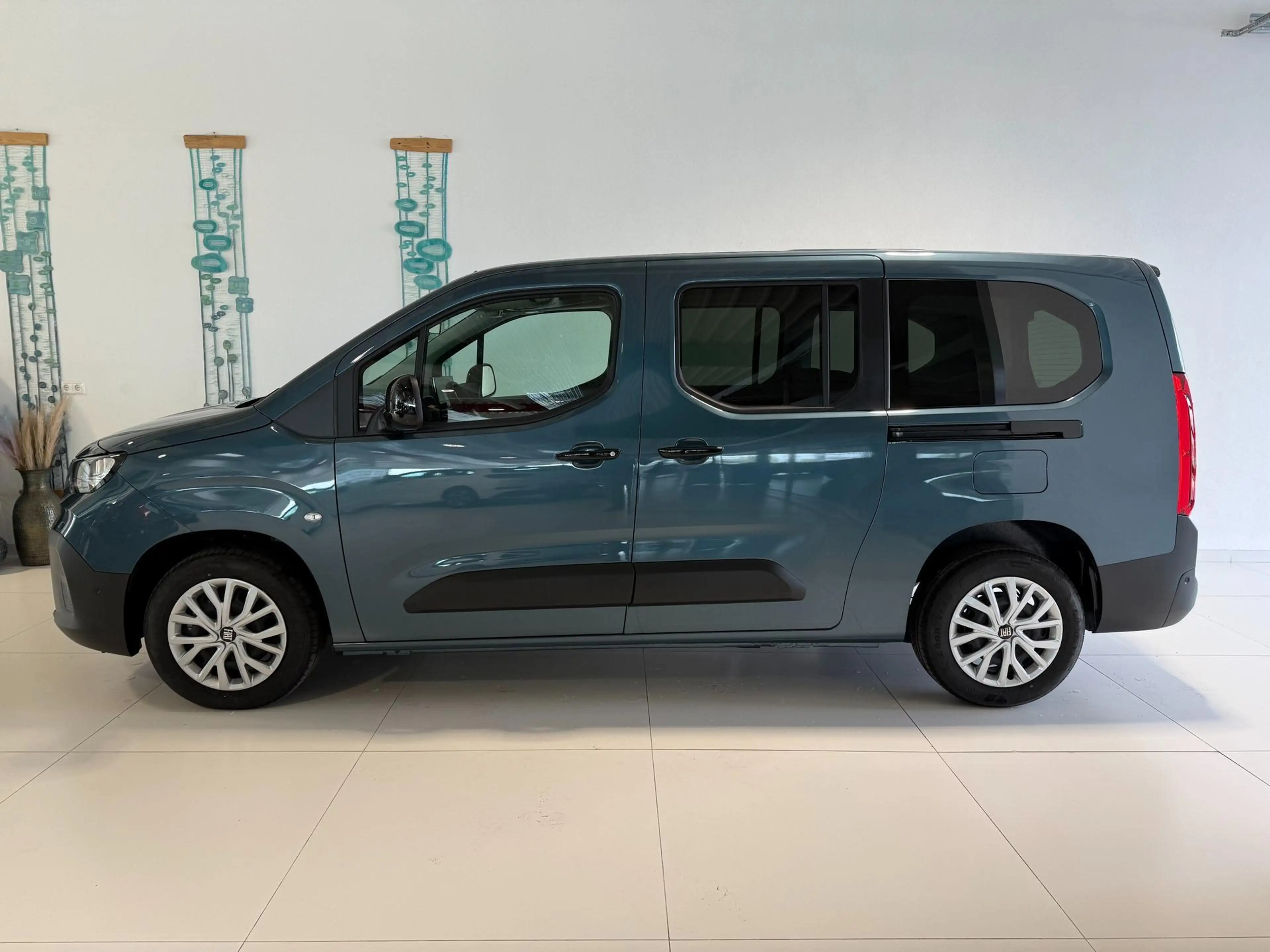 Fiat Doblo L2 1.5 MTJ 100k 6MT 75 kW (102 PS) Tech-Paket, ... — photo 3