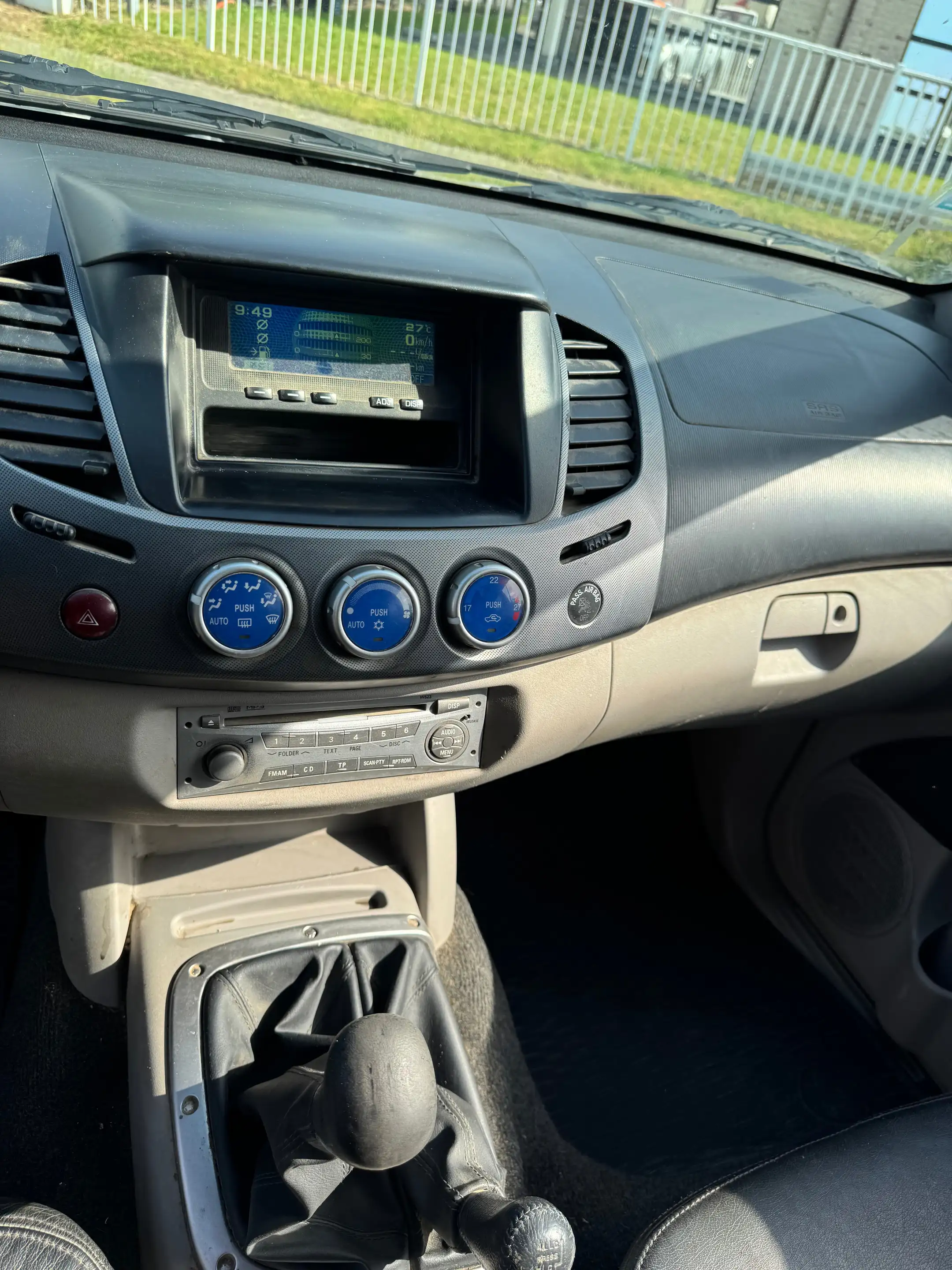 Mitsubishi L200 2.5 Turbo DI-D 4WD City Canyon — photo 12