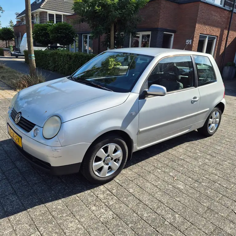 Volkswagen Lupo 2002 из Европы — купить под ключ
