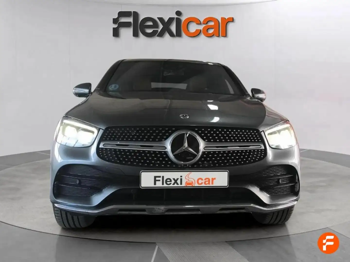 Mercedes-Benz GLC 300 4MATIC Geel - 2