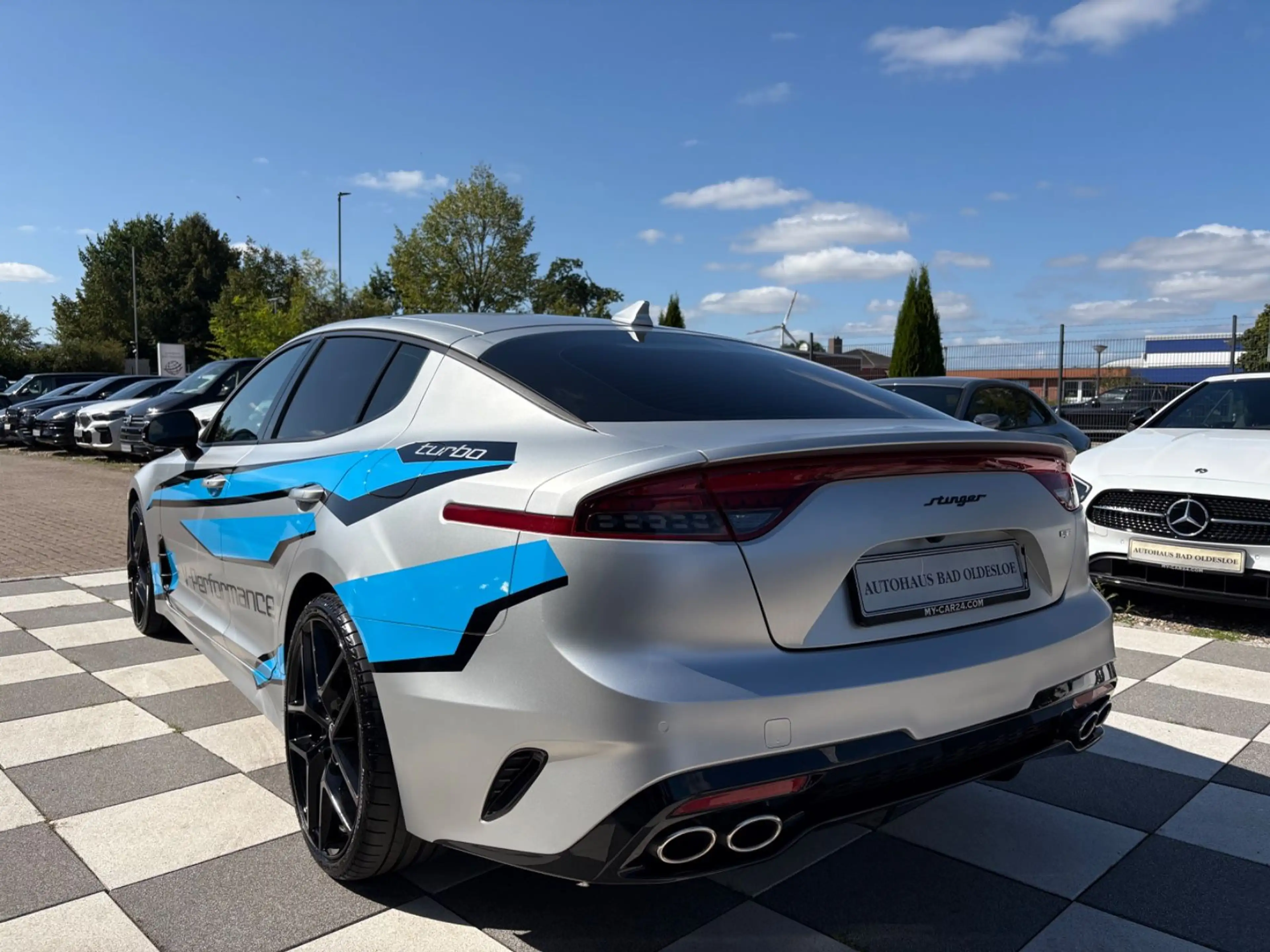 Kia Stinger GT 4WD *Schiebedach* 20 Zoll — photo 5