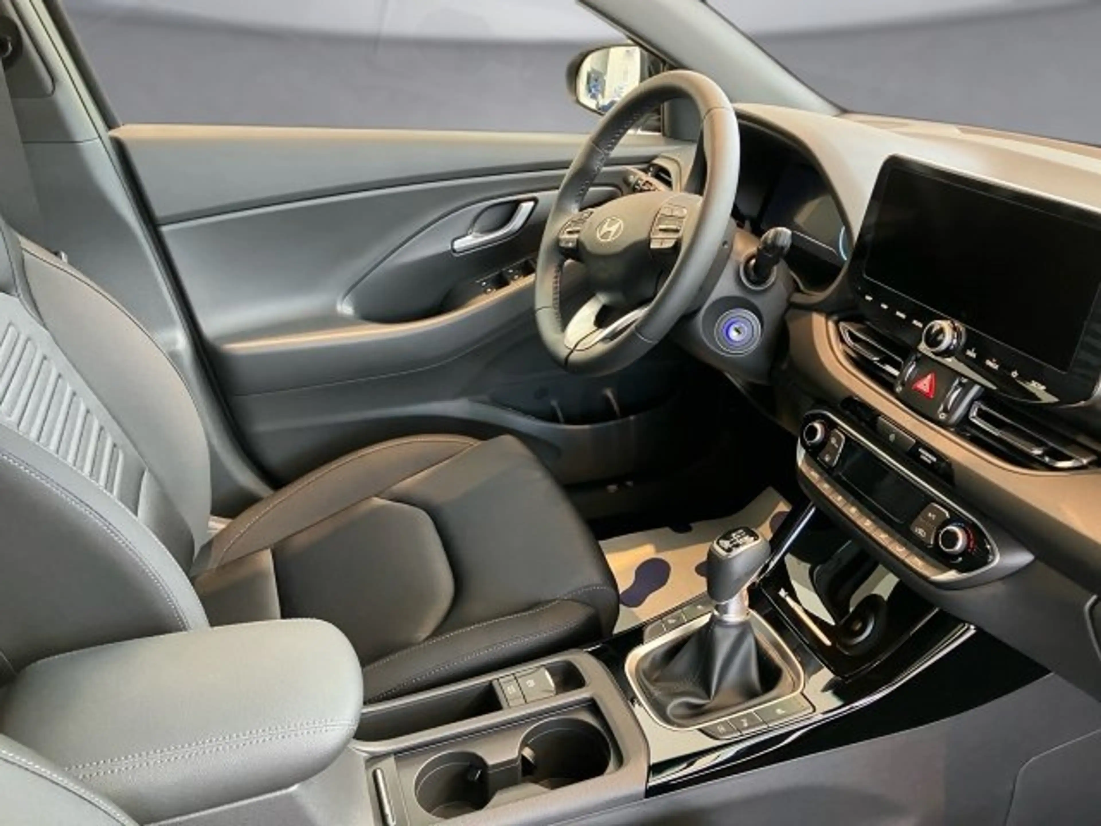 Hyundai i30 - PD Comfort Line 1.0 T-GDI — photo 11