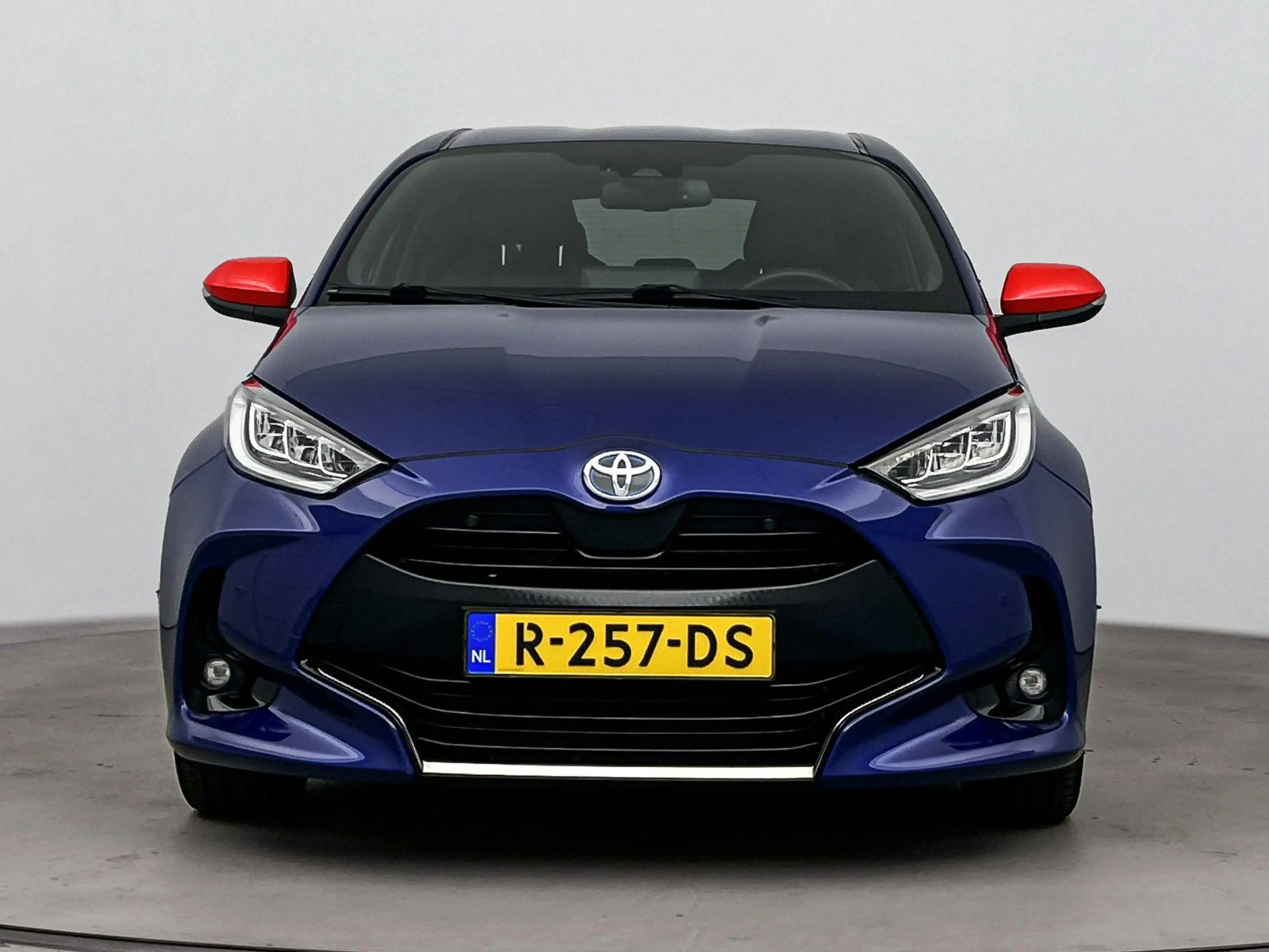Toyota Yaris 1.5 HYBRID EXECUTIVE | SUMMERDEAL! | CLIMA | CRUIS — photo 4