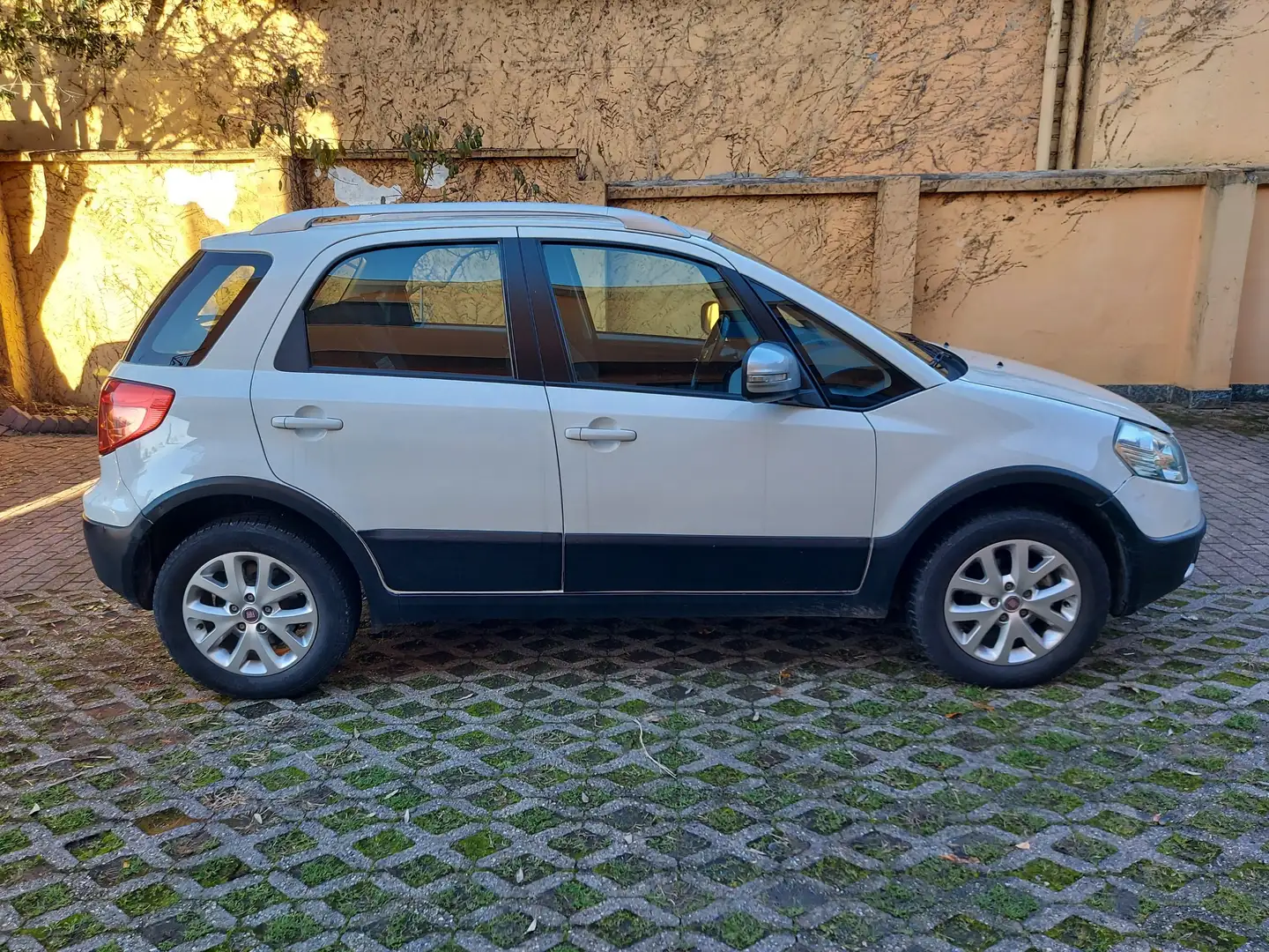 Fiat Sedici 1.6 16v Experience 4x4 120cv Bianco - 2